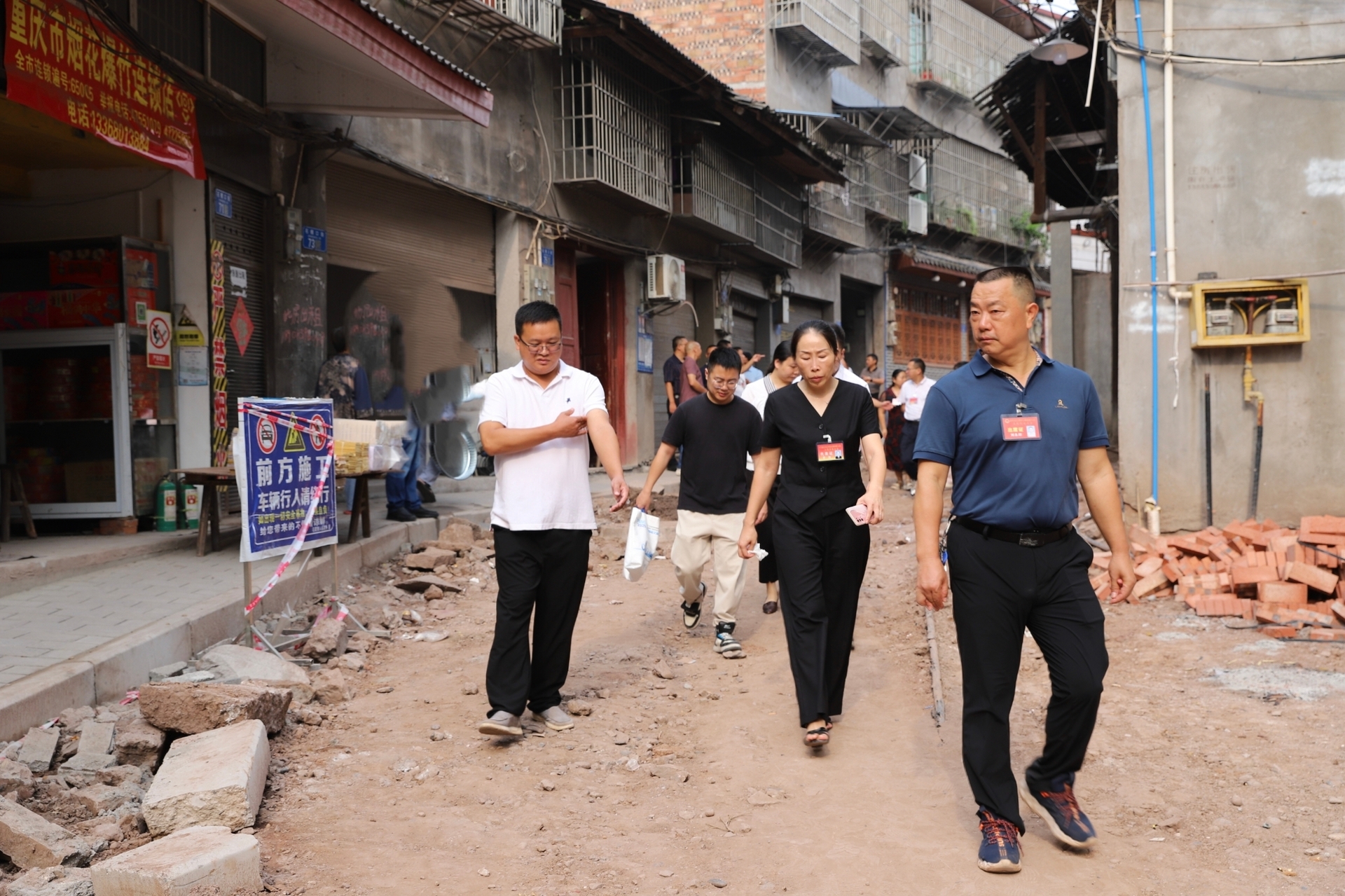 民生票决定方向 老街焕新暖民心——石蟆镇人大两年攻坚书写民生答卷1