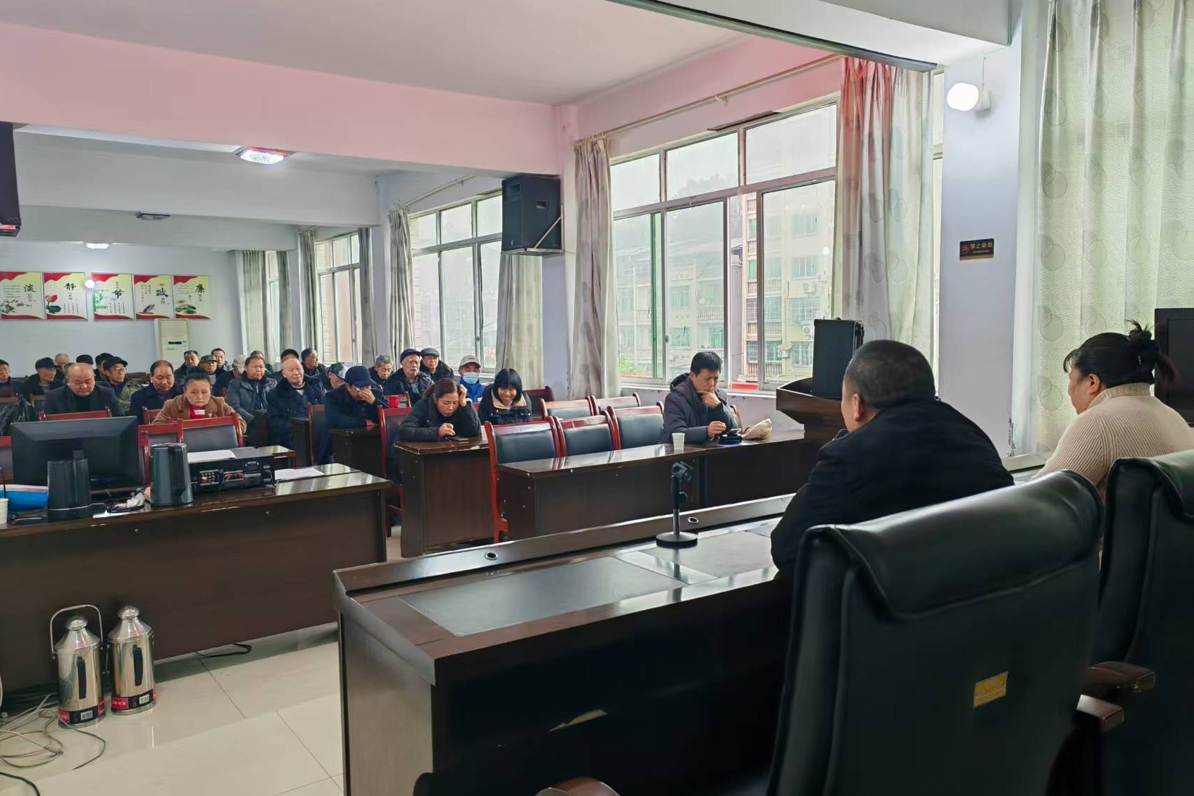 蔡家镇:依法有序推进区人大代表补选工作1