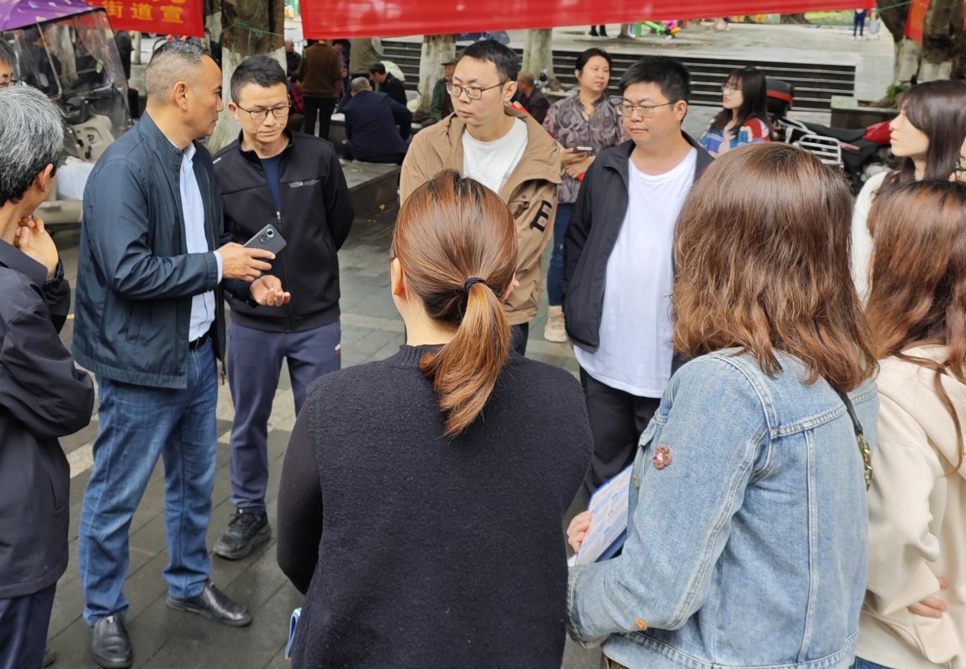 鼎山街道：代表宣讲促就业 政策落地暖民心