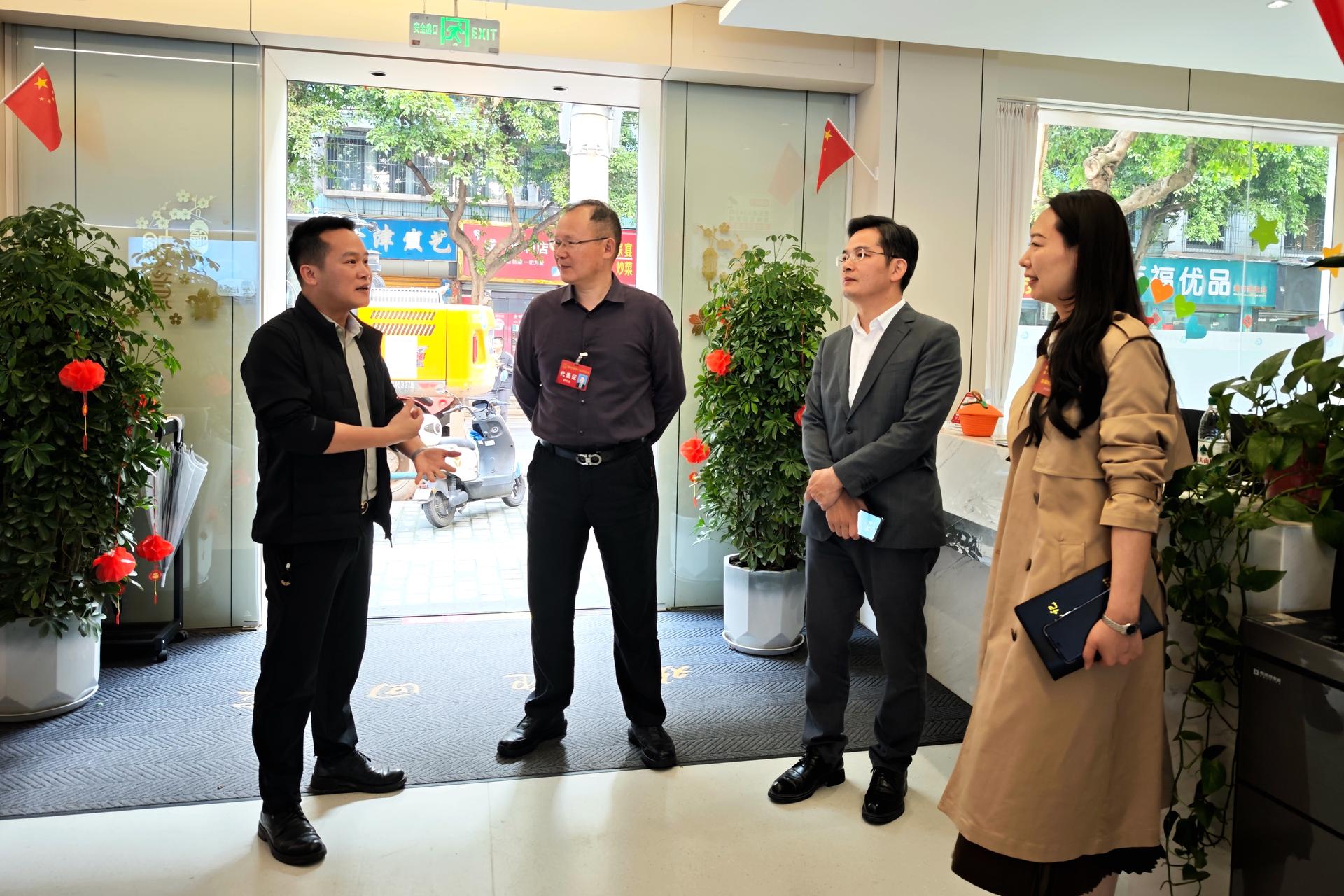 “家门口”的精准对接 几江街道“代表有约”打通就业服务“最后一公里”.doc1
