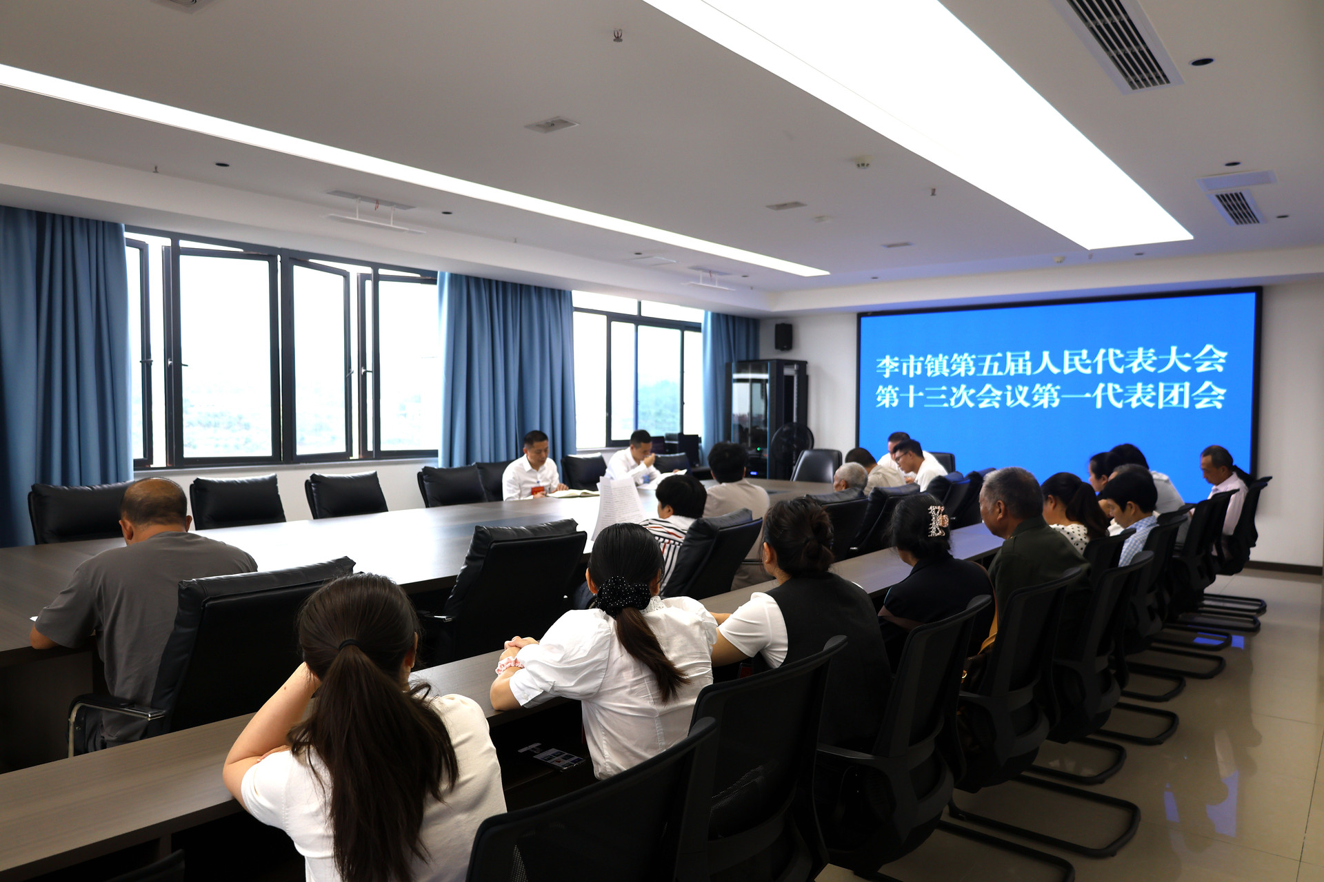 李市镇第五届人民代表大会第十三次会议召开2.JPG